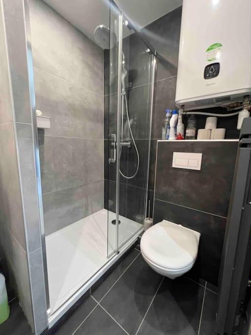 Adorable Appartement Strasbourg Neudorf Parking Sous Sol Exteriér fotografie